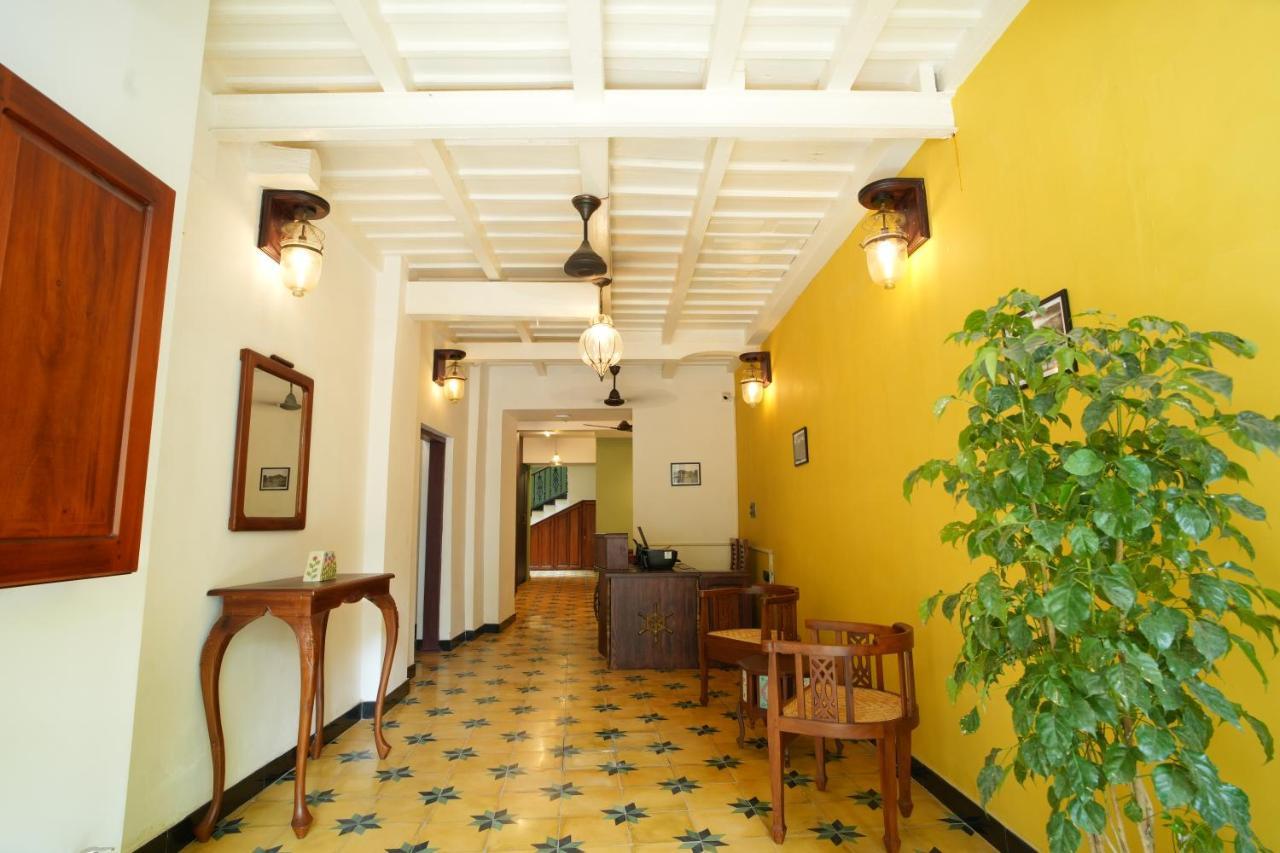 Отель The Sunset Bay Fort Kochi Экстерьер фото